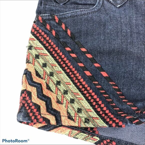 BDG Dark Wash Jean Shorts with‎ Embroidery 26 - Picture 4 of 9
